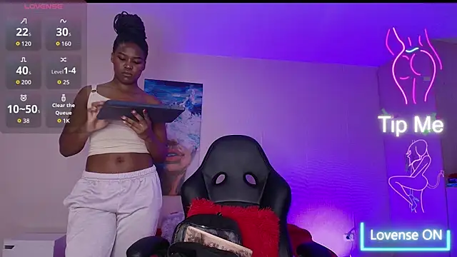 Snapshot of eliza_eup chatting on November 5, 11:43 am eliza eup online show from November 5, 11:43 am