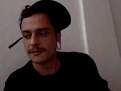 chrisalmeid  online show from September 24, 10:51 am