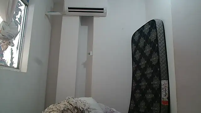 SecretBrunette online show from November 18, 10:52 am