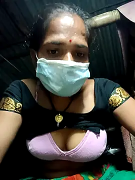 Snapshot of Hot-honi chatting on September 18, 1:46 pm Hot-honi online show from September 18, 1:46 pm