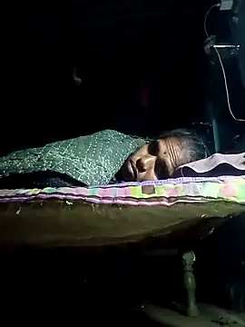 Snapshot of Hot-honi chatting on November 15, 10:15 pm Hot-honi online show from November 15, 10:15 pm