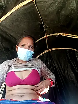 Snapshot of Hot-honi chatting on December 16, 10:09 am Hot-honi online show from December 16, 10:09 am