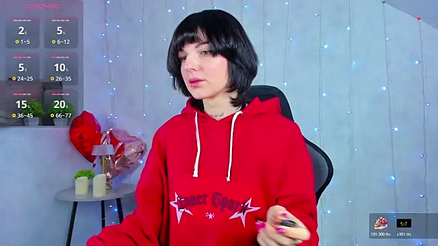 Lynn Martin online show from March 30, 11:39 pm