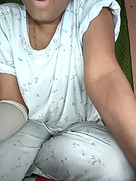 Snapshot of Hott_Archana chatting on November 30, 5:17 pm Hott Archana online show from November 30, 5:17 pm