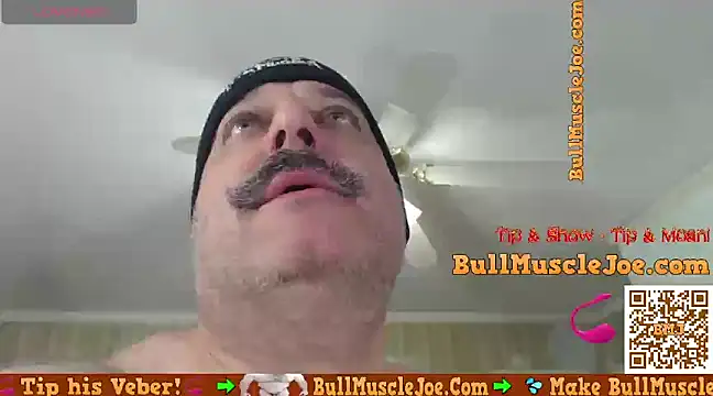 Snapshot of bullmusclejoe chatting on January 12, 5:56 am bullmusclejoe online show from January 12, 5:56 am