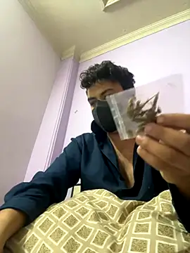 Snapshot of playboyxxx1905 chatting on October 5, 8:01 am playboyxxx1905 online show from October 5, 8:01 am