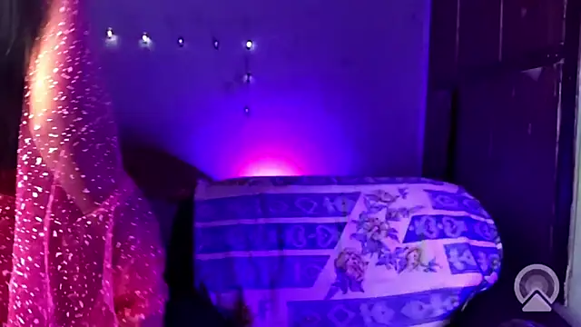 royeoy22 online show from October 11, 11:53 am