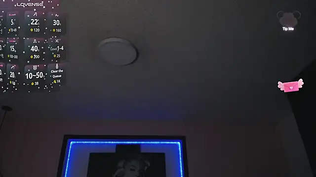 Snapshot of _Charlotte_Collins_ chatting on November 16, 7:30 pm Charlotte Collins online show from November 16, 7:30 pm