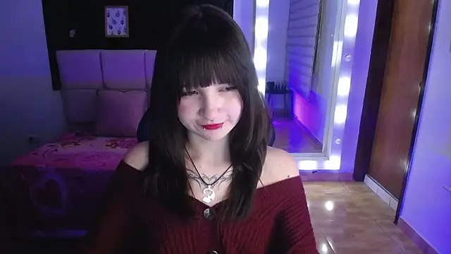 Snapshot of _Charlotte_Collins_ chatting on November 29, 5:27 pm Charlotte Collins online show from November 29, 5:27 pm