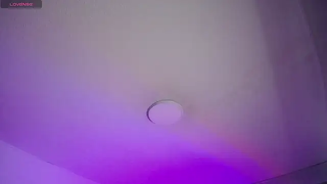 Snapshot of _Charlotte_Collins_ chatting on January 13, 2:22 pm Charlotte Collins online show from January 13, 2:22 pm