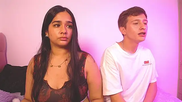 mae nathan  online show from September 22, 3:03 pm