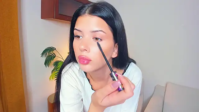 JoCauterucci online show from September 28, 7:03 am