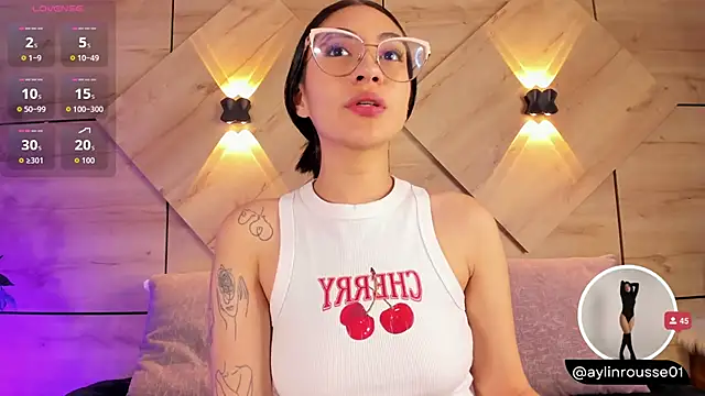 Snapshot of aylin_rousse chatting on November 13, 7:57 pm aylin rousse online show from November 13, 7:57 pm