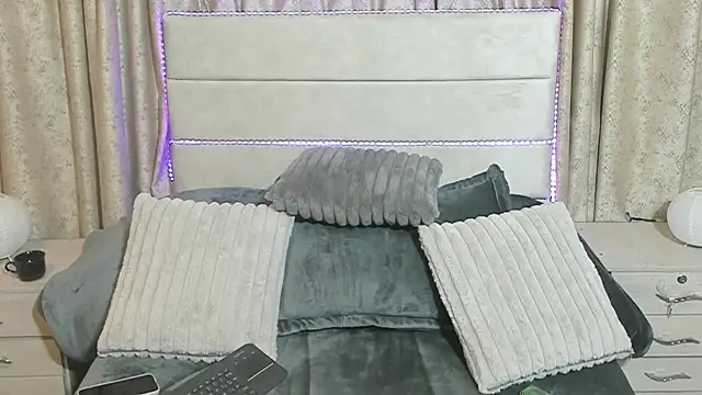 incognyta online show from October 31, 2:18 pm