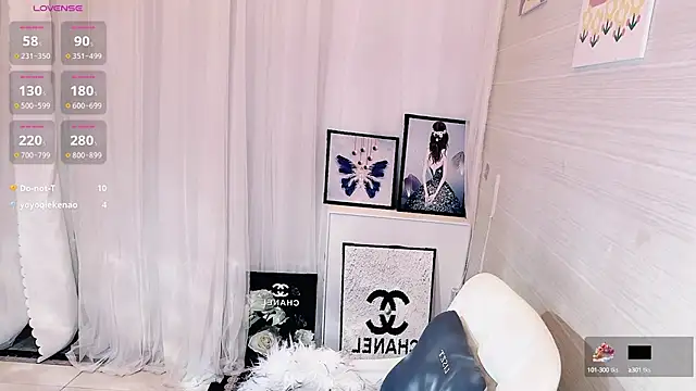 Snapshot of Scarlett-oracle chatting on September 13, 12:49 pm Scarlett-oracle online show from September 13, 12:49 pm