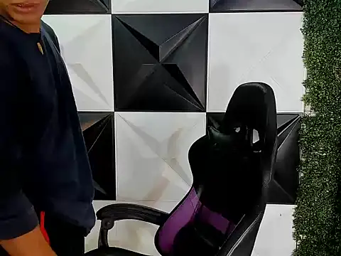 bull cam online show from September 22, 8:00 pm