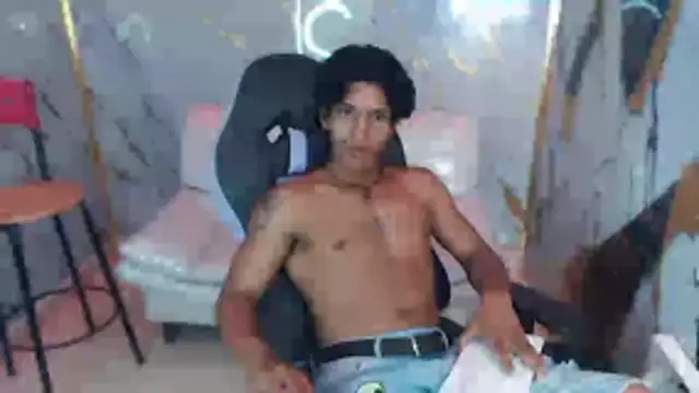 bull cam online show from November 13, 7:46 pm