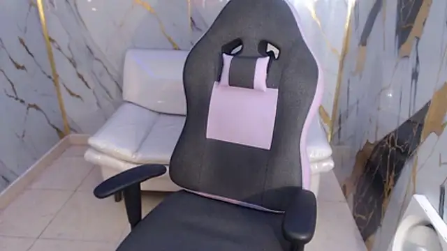 bull cam online show from November 27, 1:24 pm