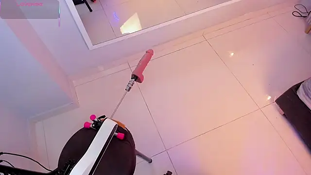 Mia Valentine  online show from November 7, 10:21 pm