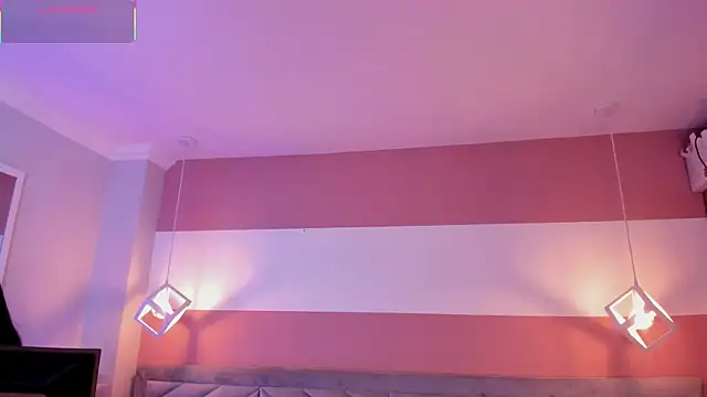 Mia Valentine  online show from November 11, 8:31 pm