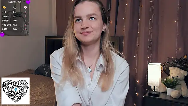 KerenFurguson online show from September 11, 7:47 pm