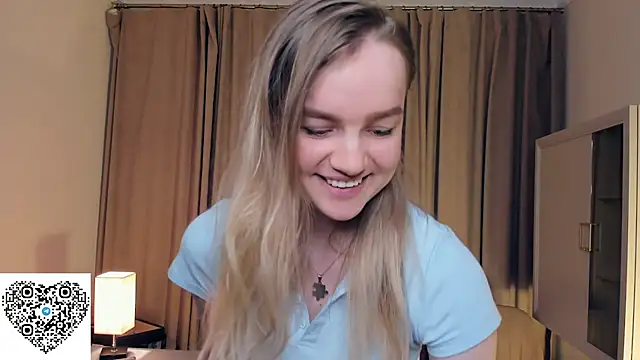 KerenFurguson online show from October 10, 7:35 pm