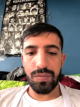 Snapshot of ahmet4090 chatting on September 12, 10:59 am ahmet4090 online show from September 12, 10:59 am