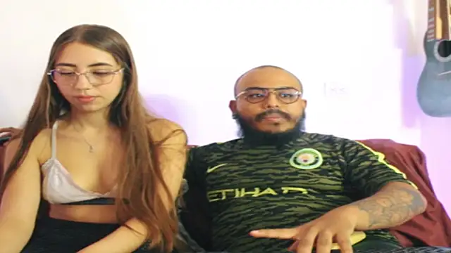 Snapshot of _leda_swan_ chatting on September 19, 2:24 am leda swan online show from September 19, 2:24 am