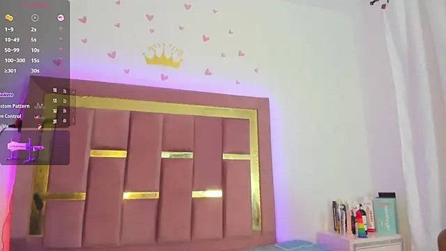 AikoSnow online show from November 15, 3:59 am