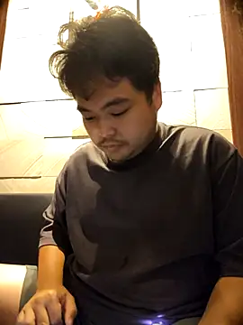 Snapshot of sho1101music chatting on September 30, 9:58 am sho1101music online show from September 30, 9:58 am