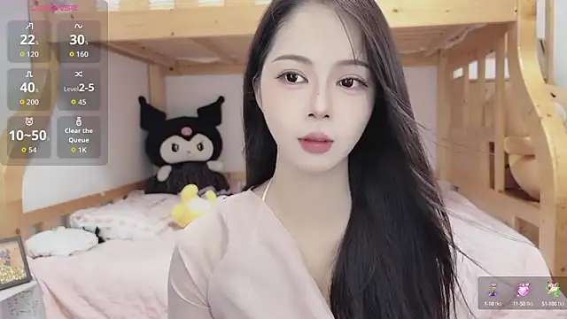 Sue101010 online show from September 22, 8:16 am