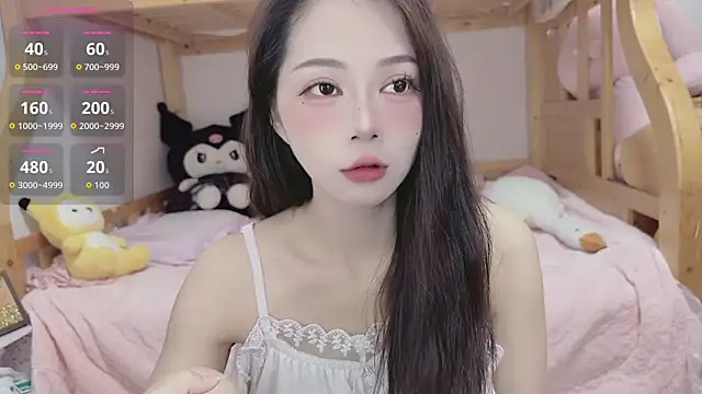 Sue101010 online show from October 8, 1:20 pm