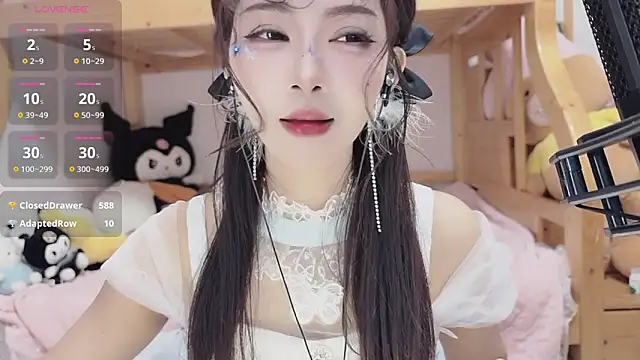 Sue101010 online show from October 27, 2:32 pm