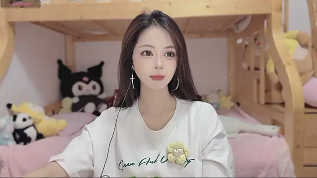 Sue101010 online show from November 11, 11:21 am