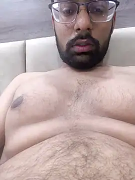 hairy-guy1 online show from March 4, 5:08 pm