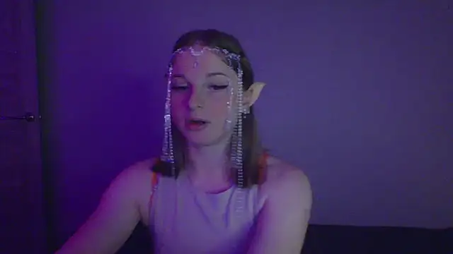 Snapshot of Star_Girlish chatting on October 13, 5:46 pm Star Girlish online show from October 13, 5:46 pm