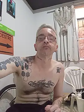 dinho carioca online show from January 12, 2:00 pm