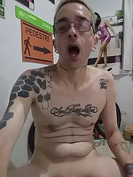 dinho carioca online show from April 2, 5:10 pm