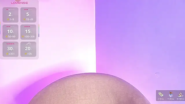 lourdes moon22 online show from November 28, 12:30 pm