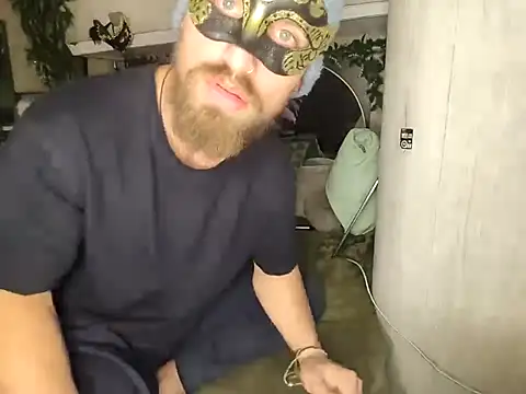 JuliCarl online show from October 5, 3:54 pm