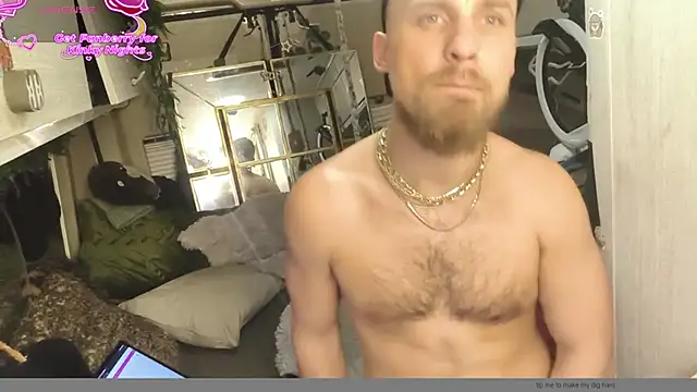 JuliCarl online show from April 15, 9:48 pm