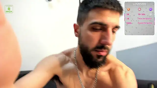 Zeyn Edwards online show from March 8, 12:09 pm