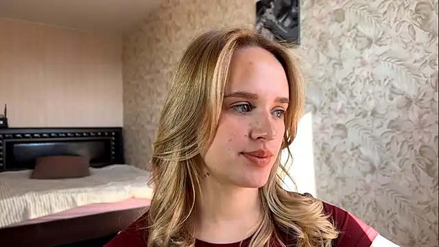 ElisabetLorney online show from September 30, 7:35 am