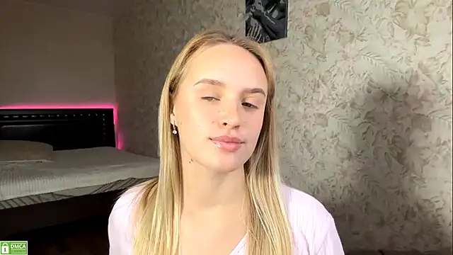 ElisabetLorney online show from October 28, 7:34 am