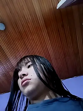 Zulema R1 online show from April 2, 10:40 pm