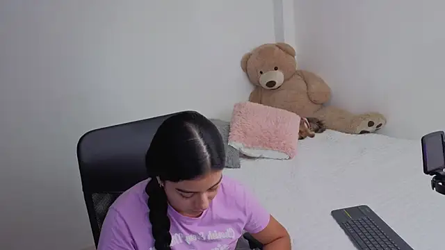 valerihouse online show from January 7, 12:13 am