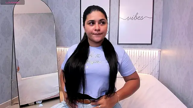 Snapshot of Scarleth_horny chatting on September 20, 7:59 pm Scarleth horny online show from September 20, 7:59 pm