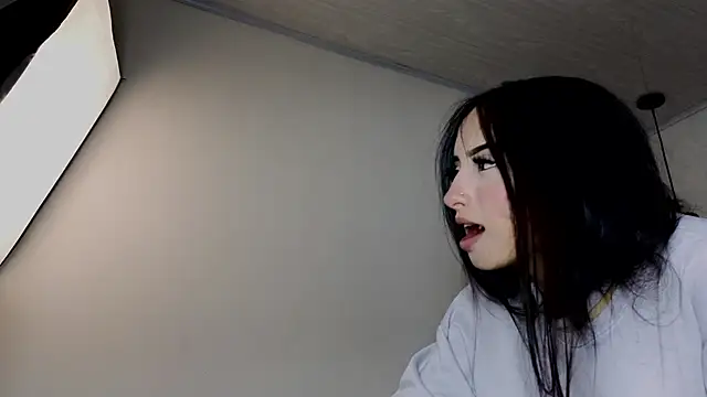 antonellariva  online show from January 9, 7:48 pm