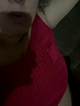 Snapshot of bruna438 chatting on November 6, 8:26 am bruna438 online show from November 6, 8:26 am