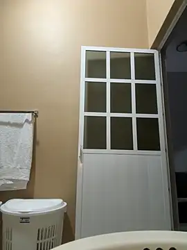 Snapshot of Darg98 chatting on September 28, 10:20 am Darg98 online show from September 28, 10:20 am